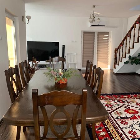 Casa Paunescu Milostea المظهر الخارجي الصورة
