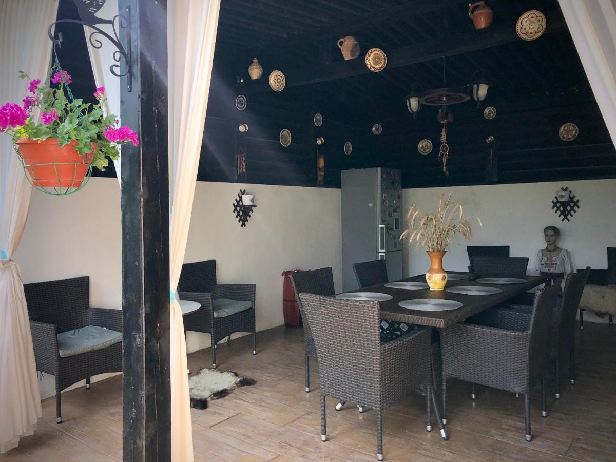 Casa Paunescu Milostea المظهر الخارجي الصورة
